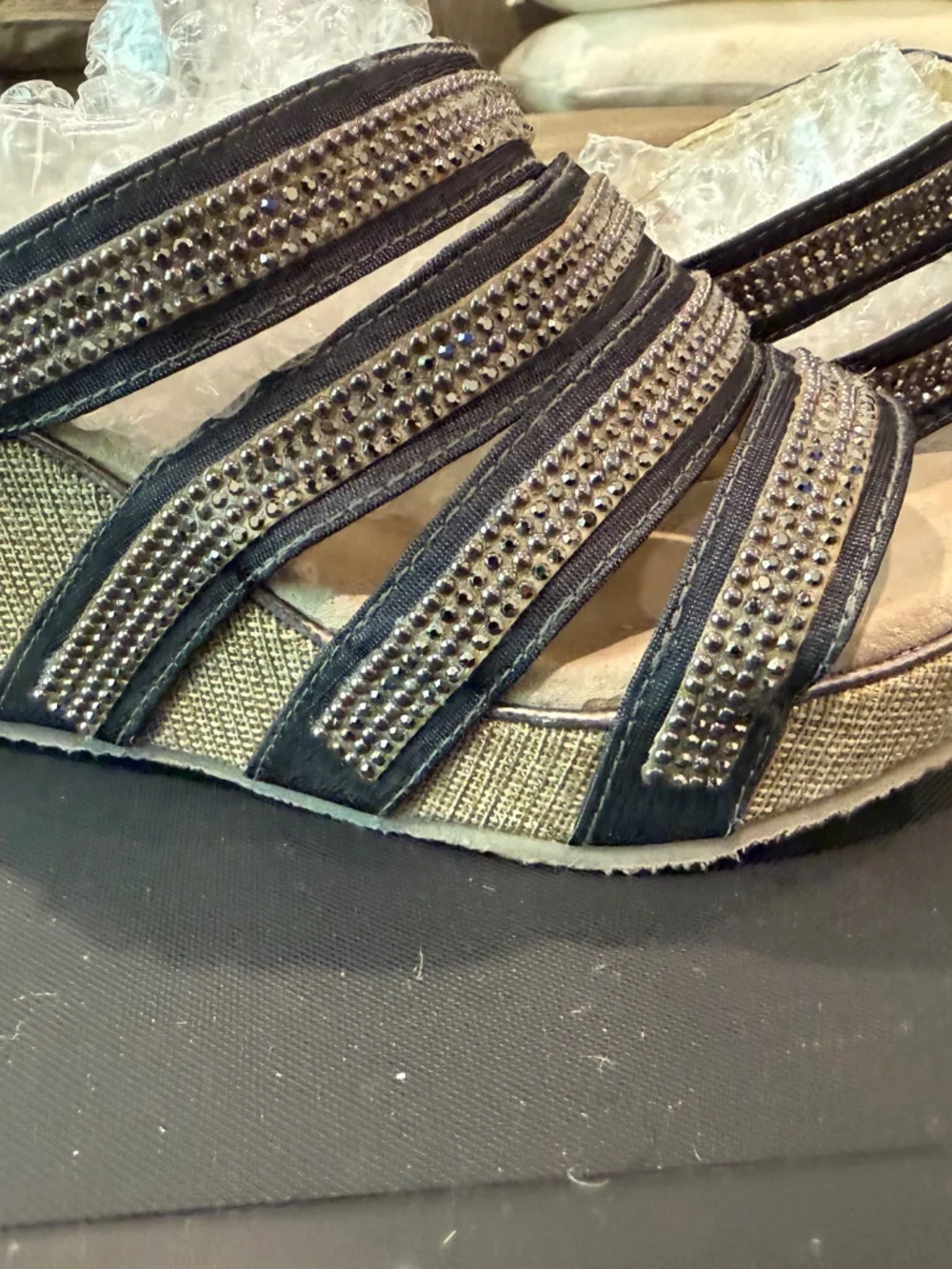 Volatile Sensation Wedge - Sandals size 9